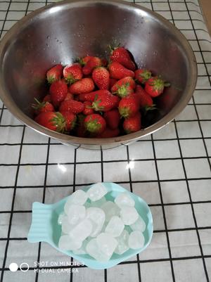 草莓软糖（零添加）的做法 步骤1