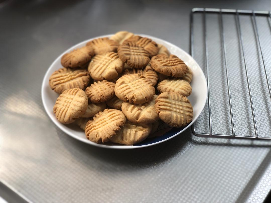 牛奶饼干