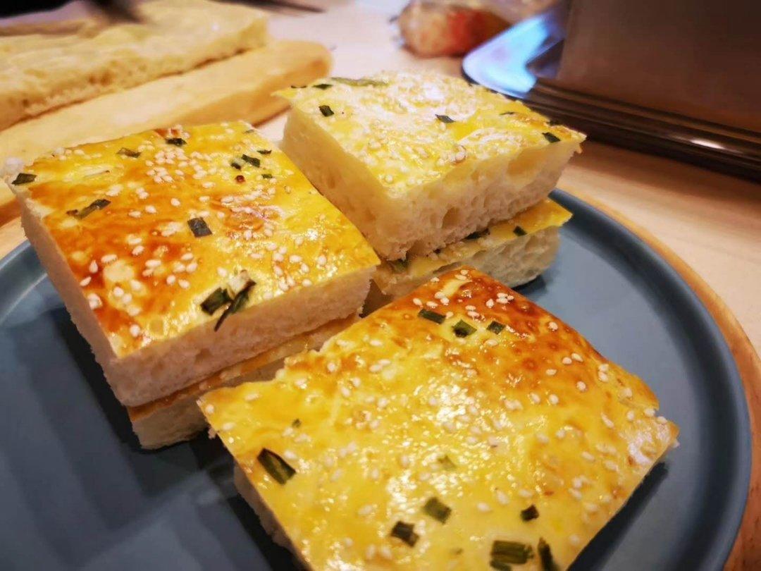 香葱肉松面包卷