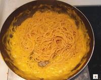 南瓜意面(Spaghetti with Pumpkin Sauce)的做法 步骤3