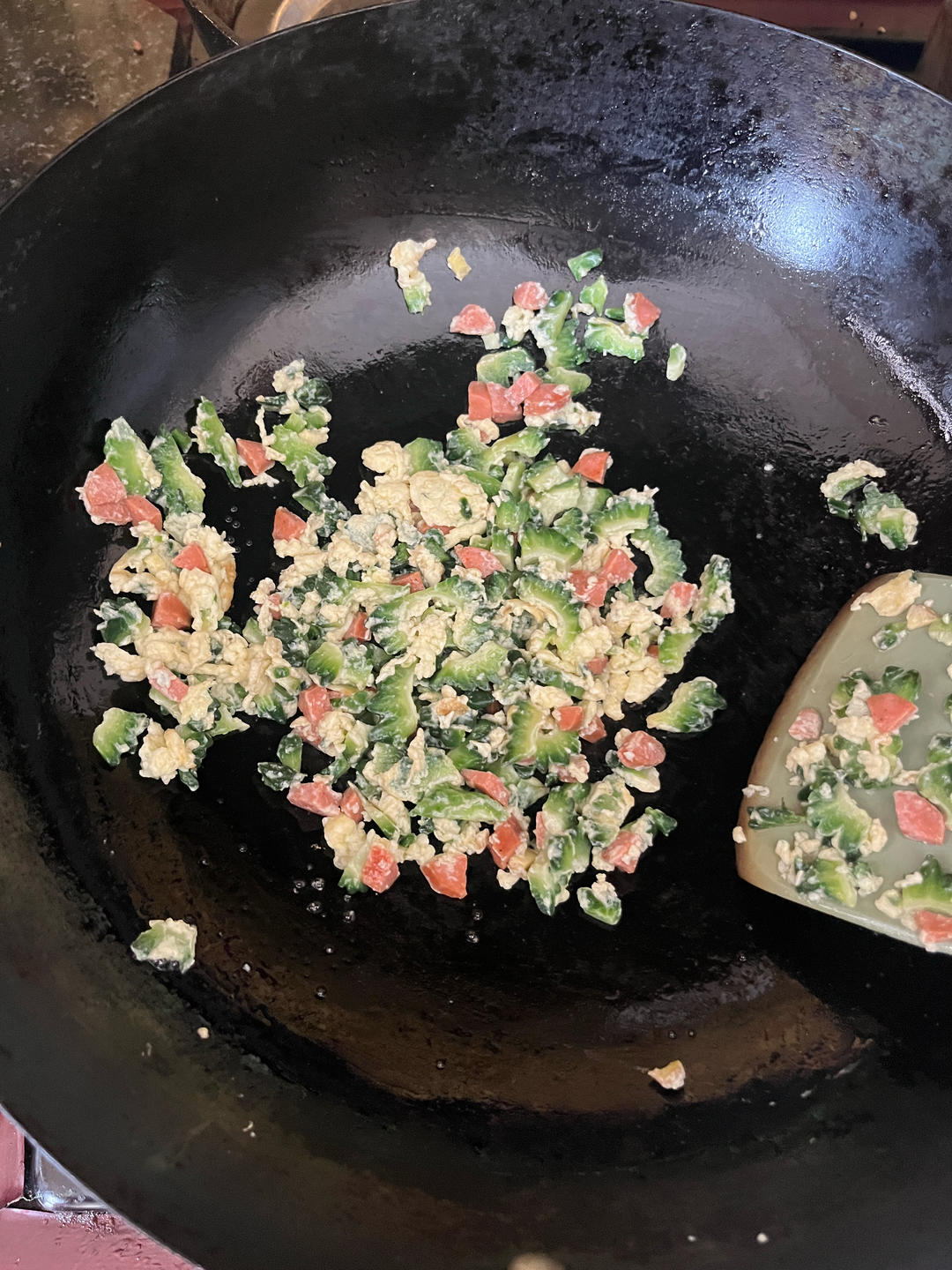 苦瓜炒鸡蛋，快手家常菜