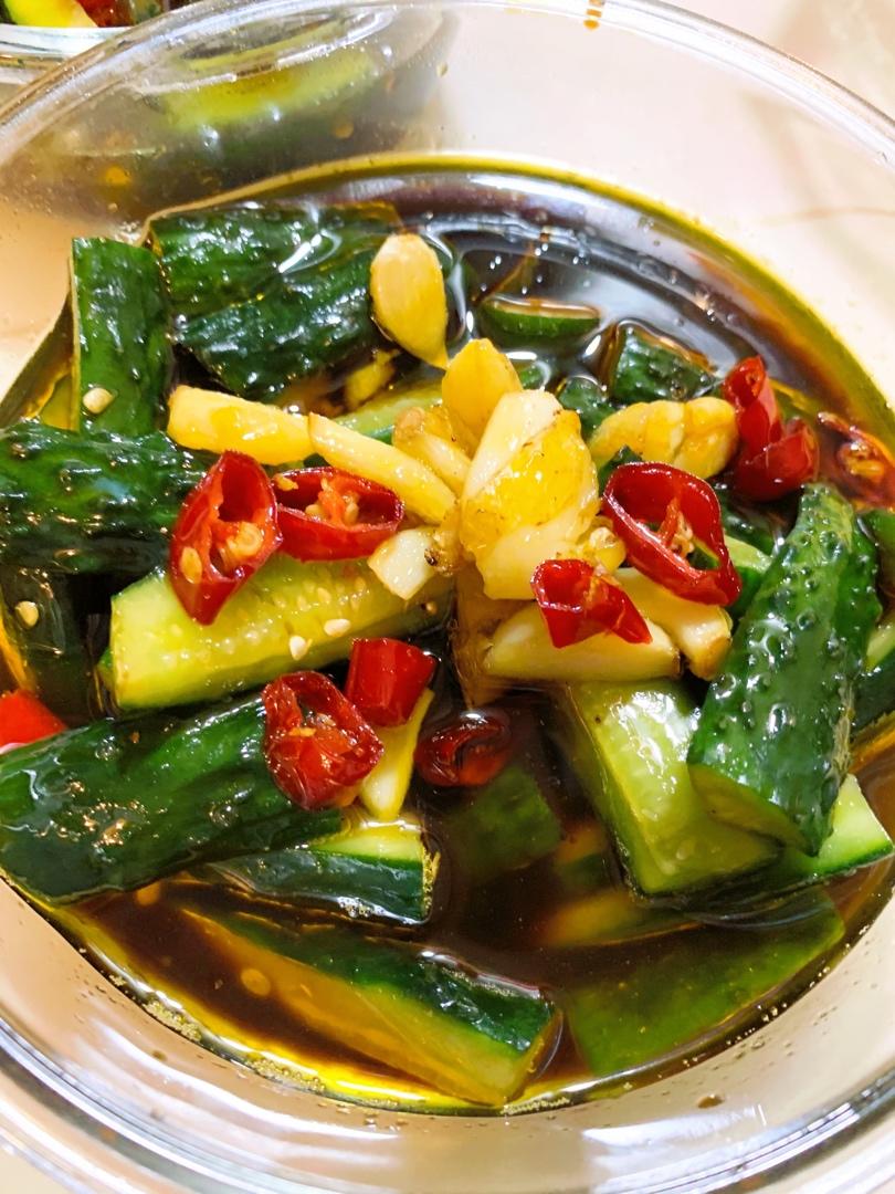 每年必吃的爽口腌黄瓜