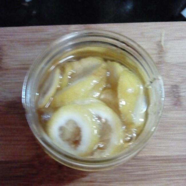 柠檬落入蜂蜜罐的做法 步骤4