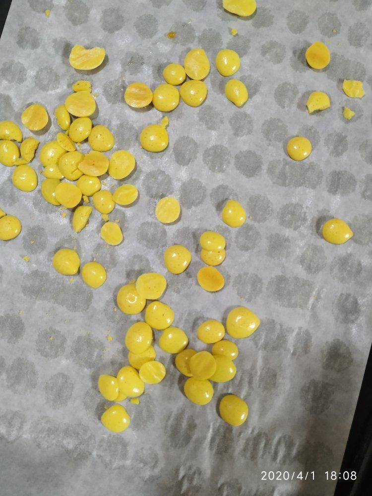 一次就能成功的超简单配方！入口即化的宝宝零食蛋黄溶豆
