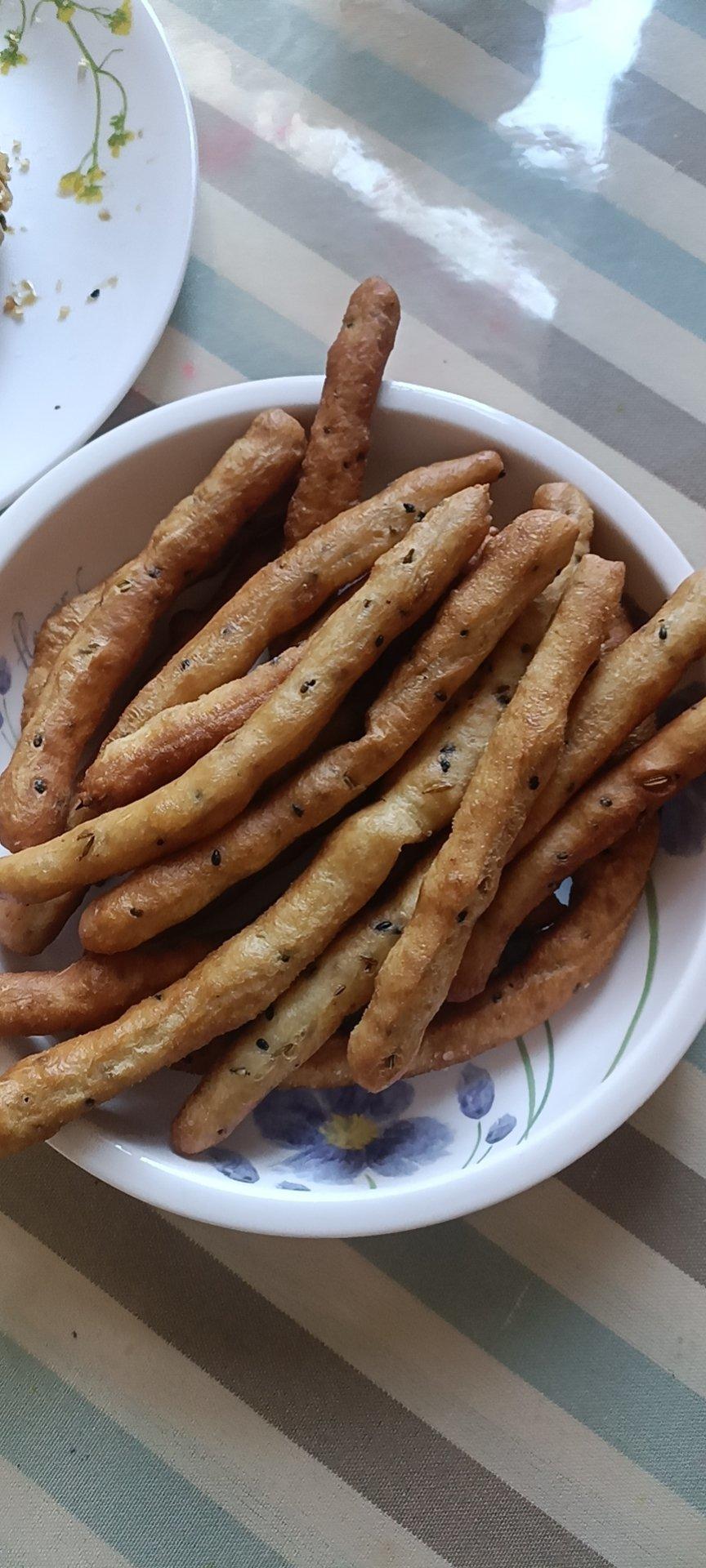 茴香小油条