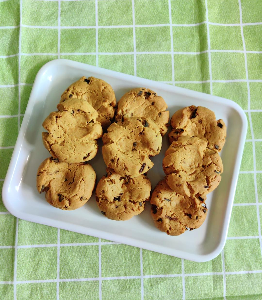 自己在家做桃酥，解锁桃酥新口味，咸香口的：葱香桃酥