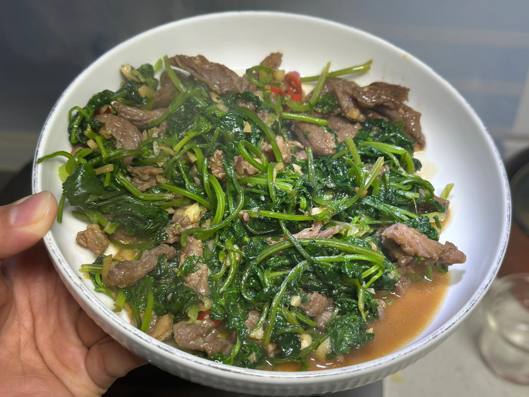 香菜牛肉