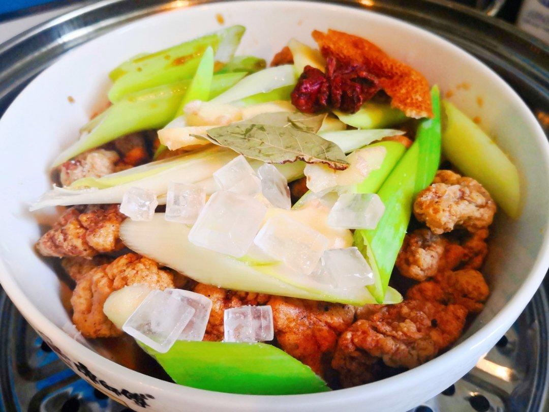 酥肉白萝卜