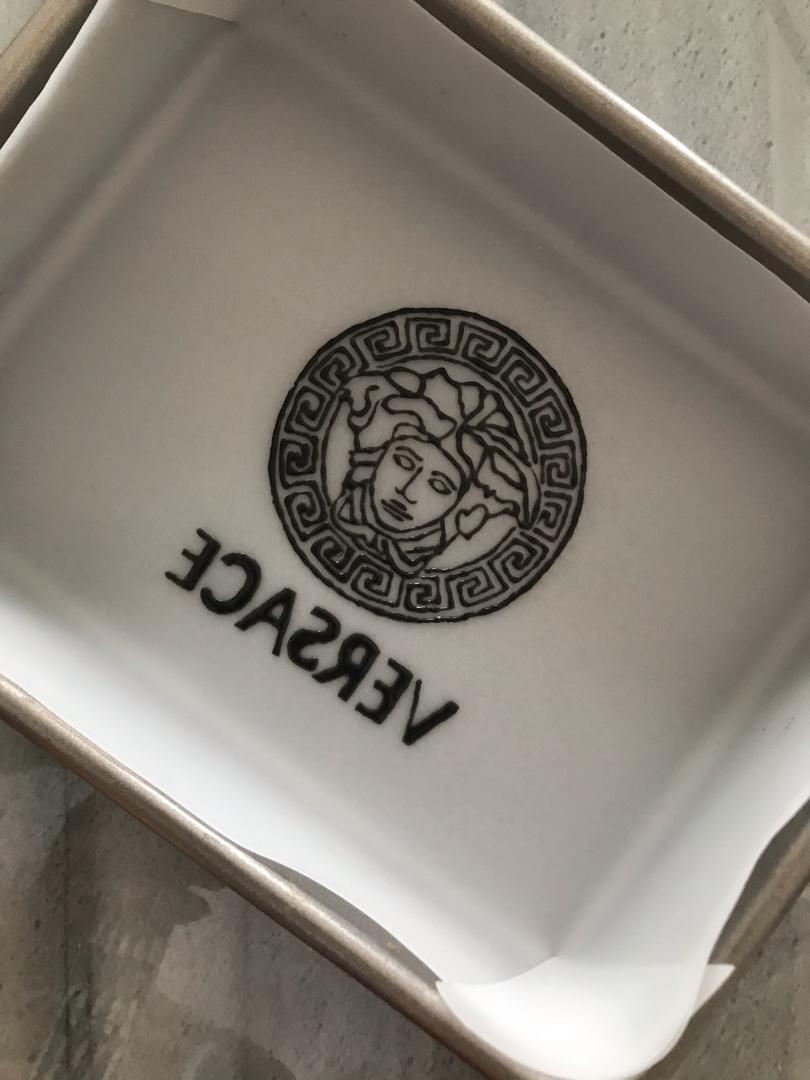 限量版-手绘香奶奶蛋糕卷