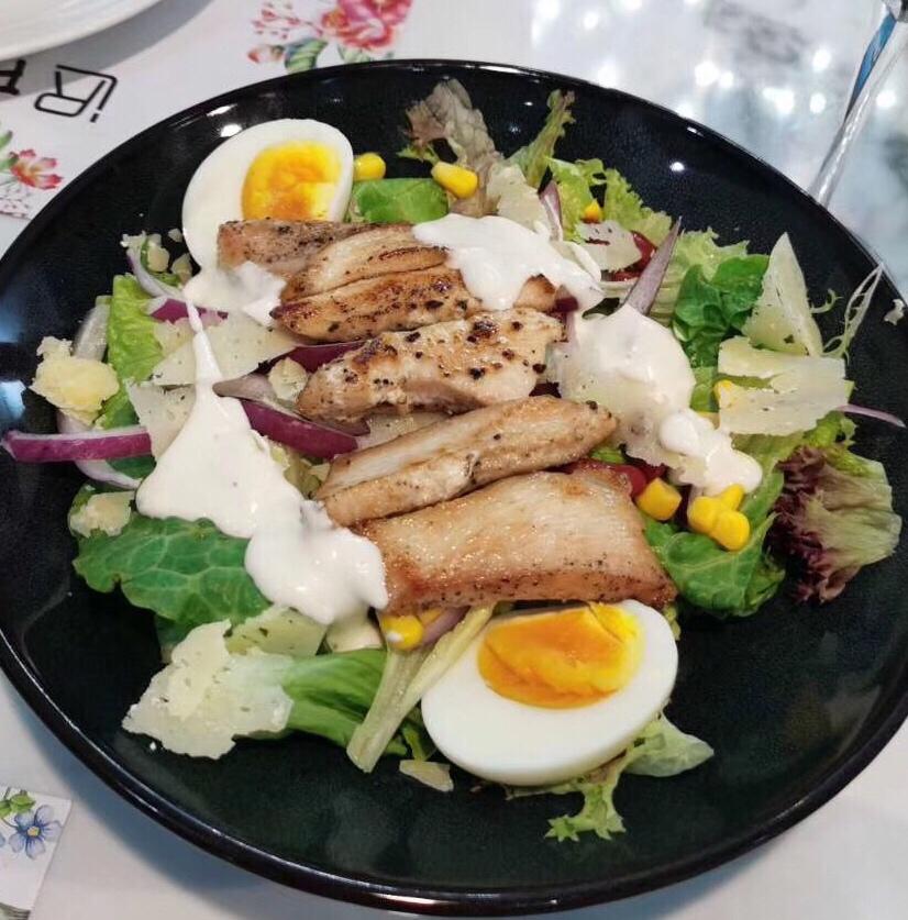 藜麦鸡胸肉沙拉|低卡路里高蛋白