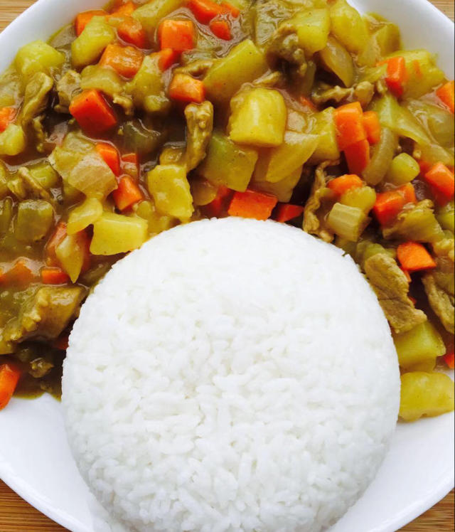 超简单—咖喱牛肉饭