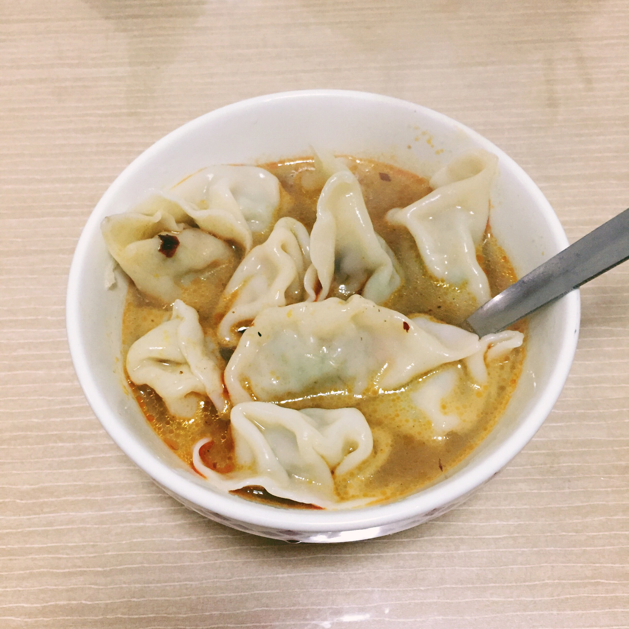 芹菜胡萝卜猪肉水饺