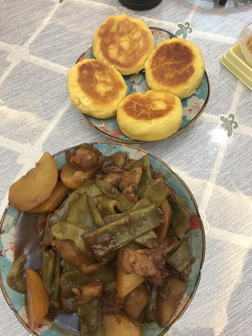 东北贴饼子、玉米饼
