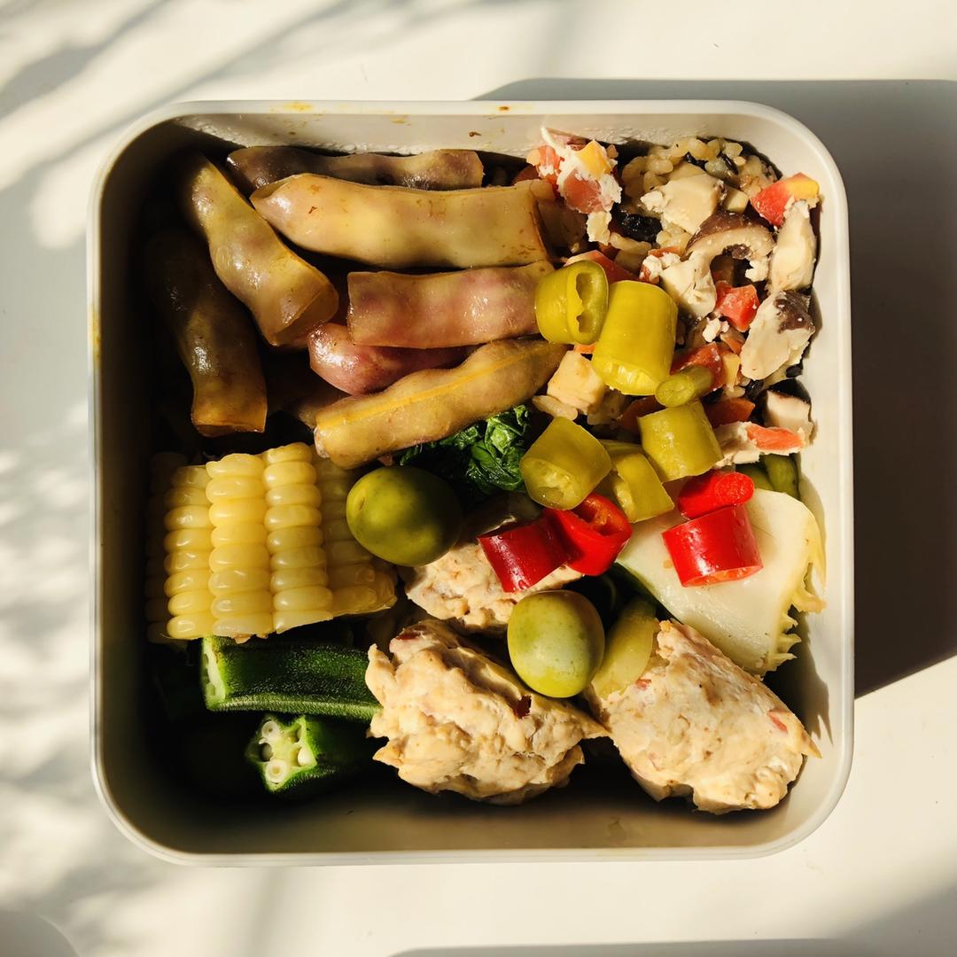 鸡胸丸子的做法