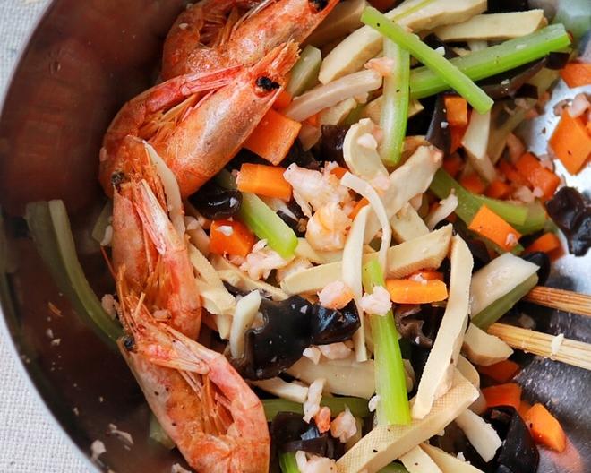 健康低卡—蔬菜虾干凉拌菜的做法