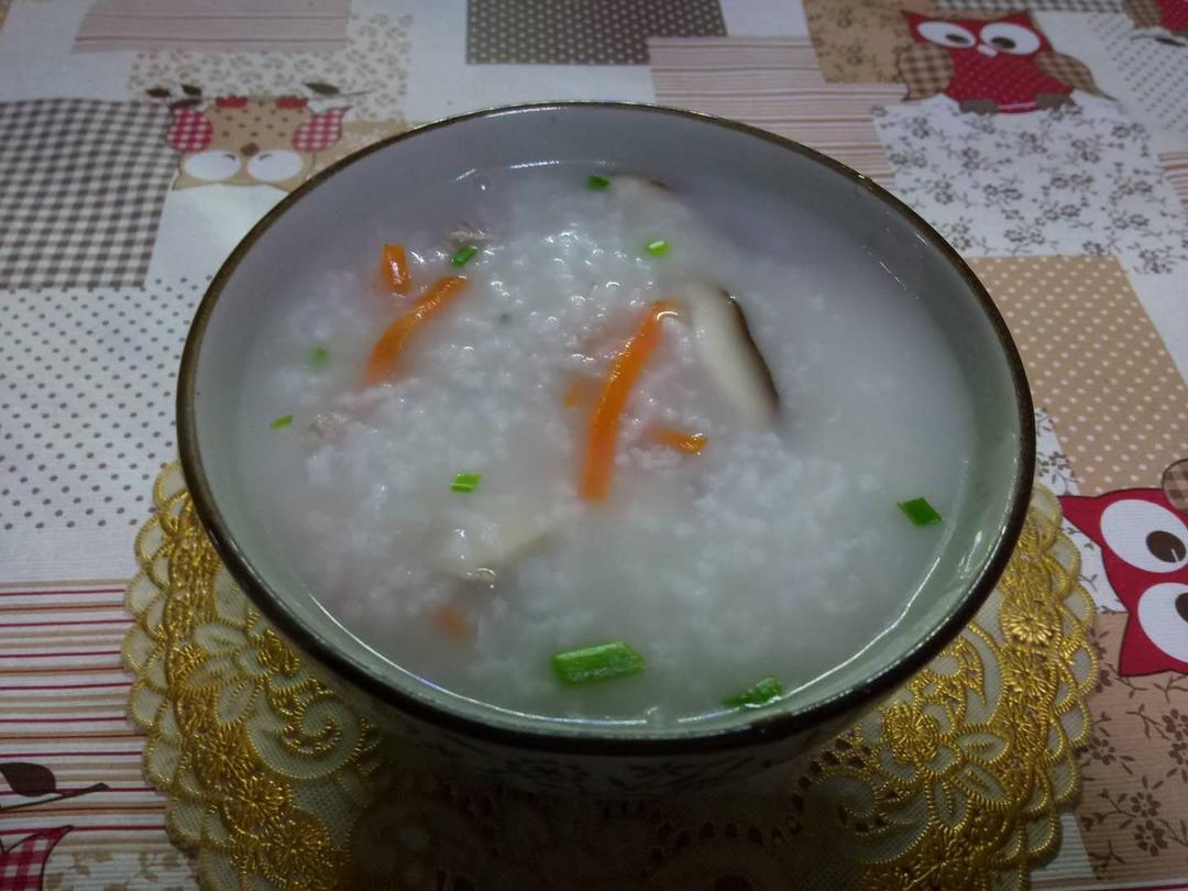 香菇鸡肉粥