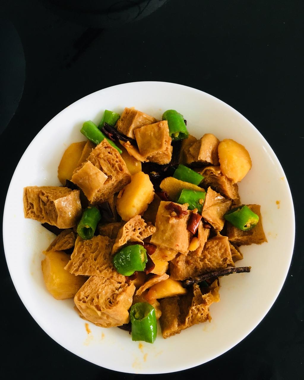 灵芝草1021做的红烧冻豆腐