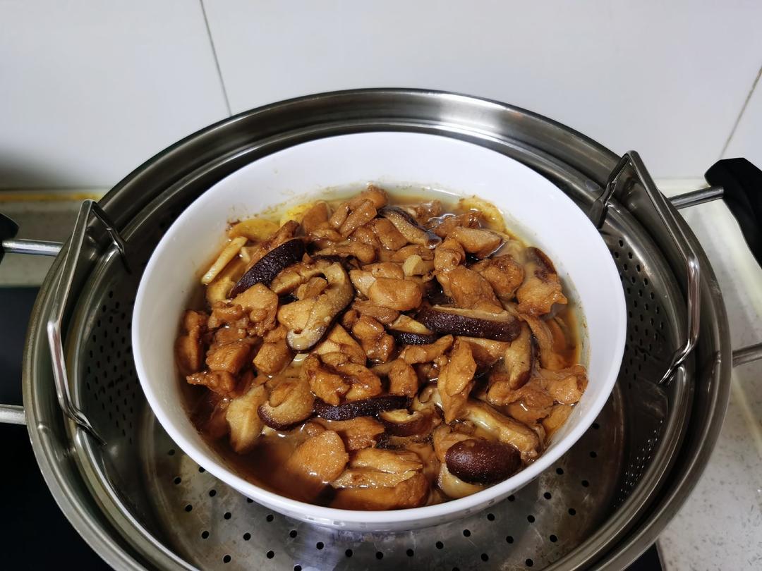 我一直一直做的一道菜，怎么做都好吃 | 香菇蒸鸡