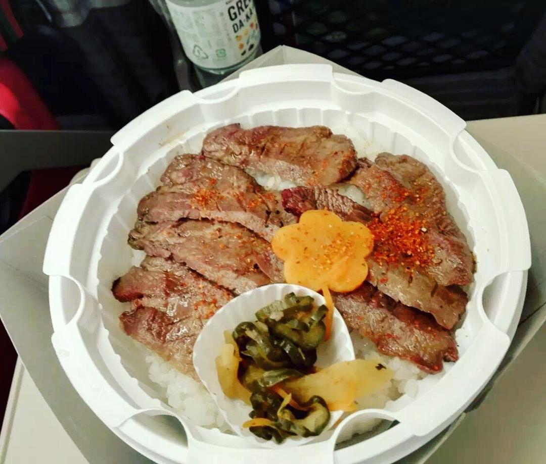 牛舌三吃：照烧牛舌丼