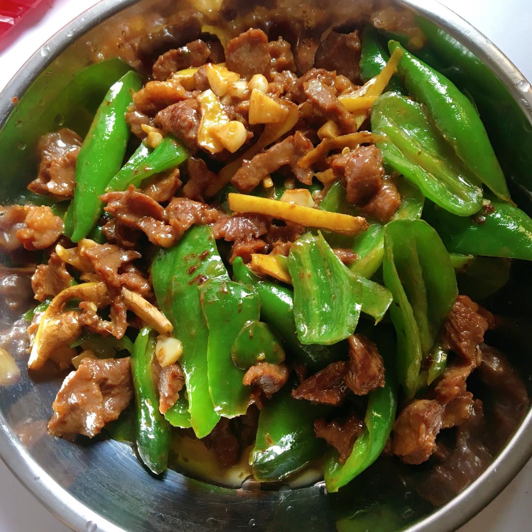 蚝油牛肉炒青椒