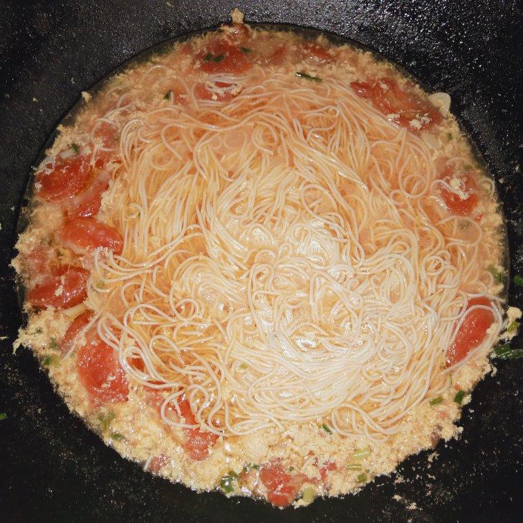 西红柿鸡蛋面