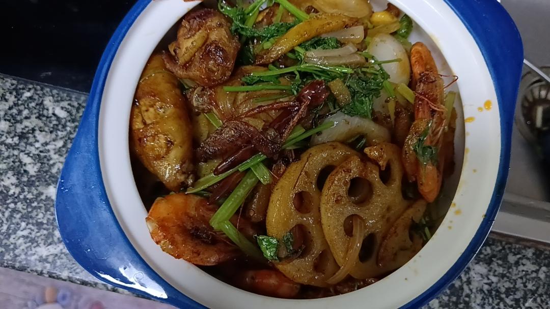干锅鸡翅香辣虾🍤