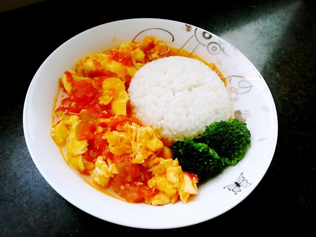 盖浇饭 番茄炒蛋盖饭 牛豆豆牛做的番茄炒蛋盖饭