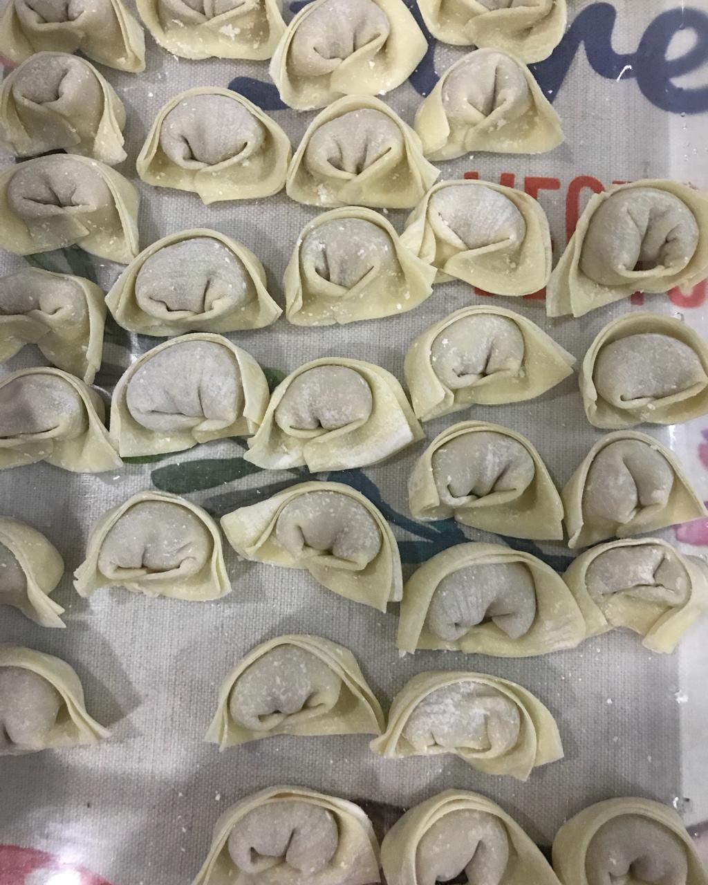 芹菜鲜肉大馄饨