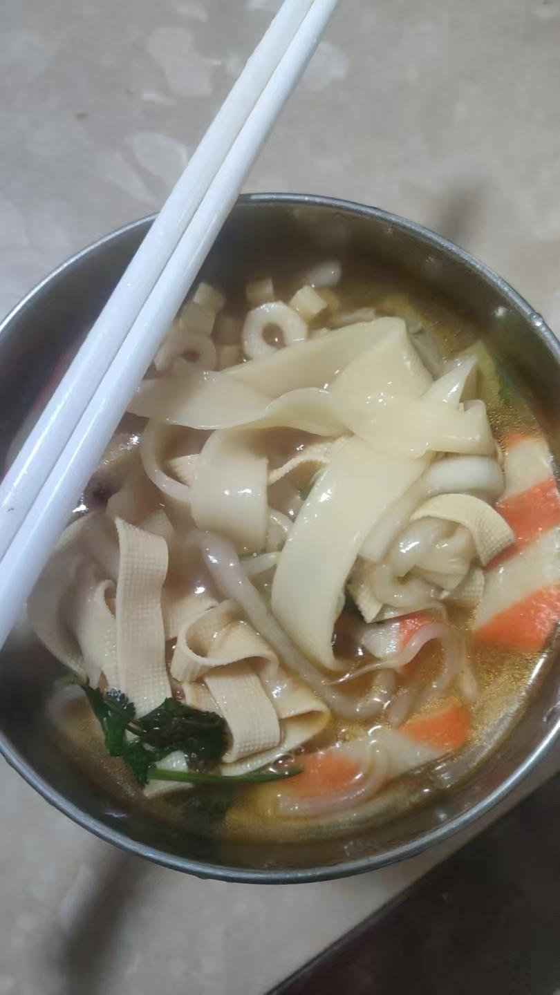 家庭砂锅土豆粉