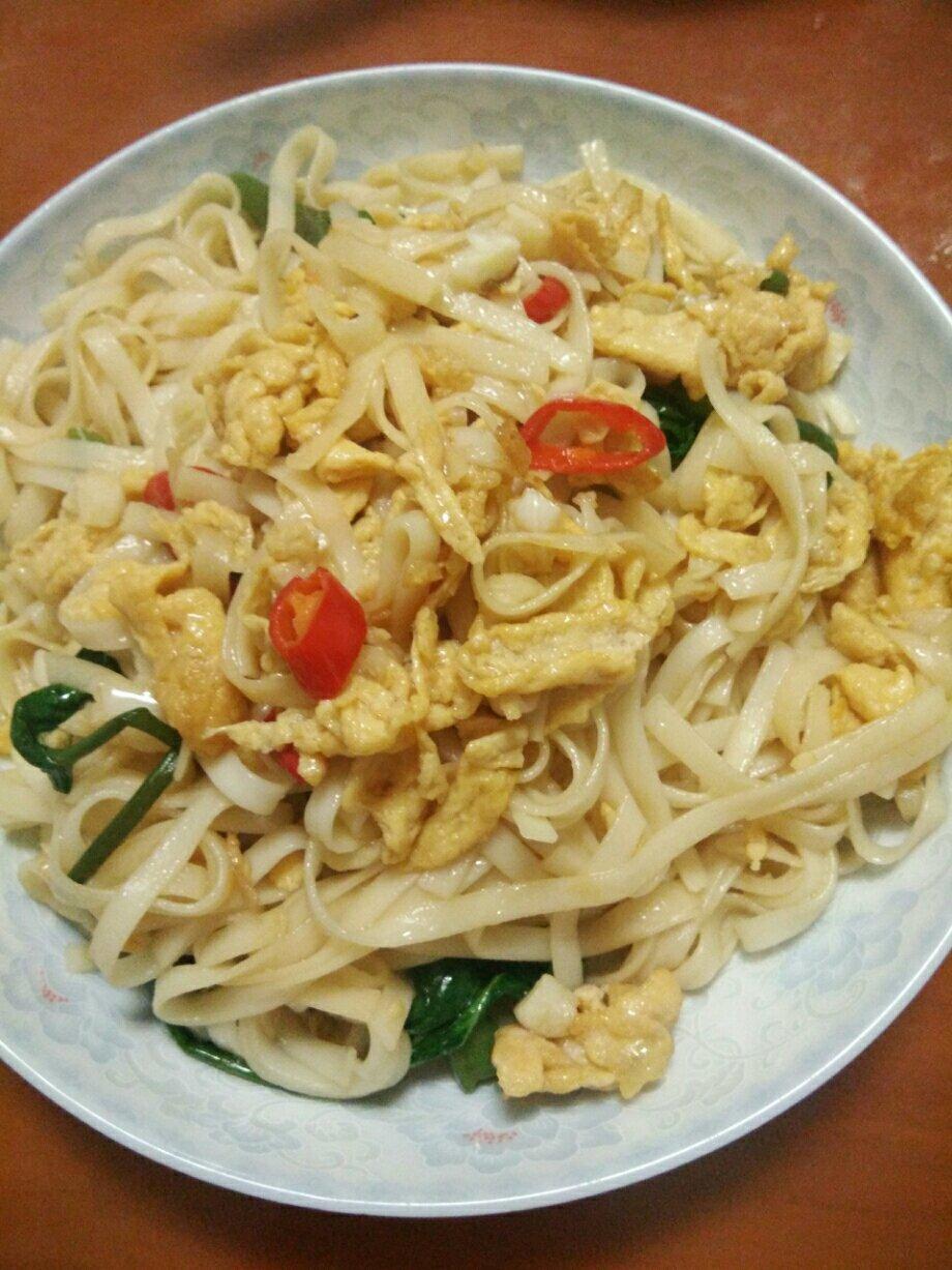 鸡蛋青菜炒面（宝宝面）