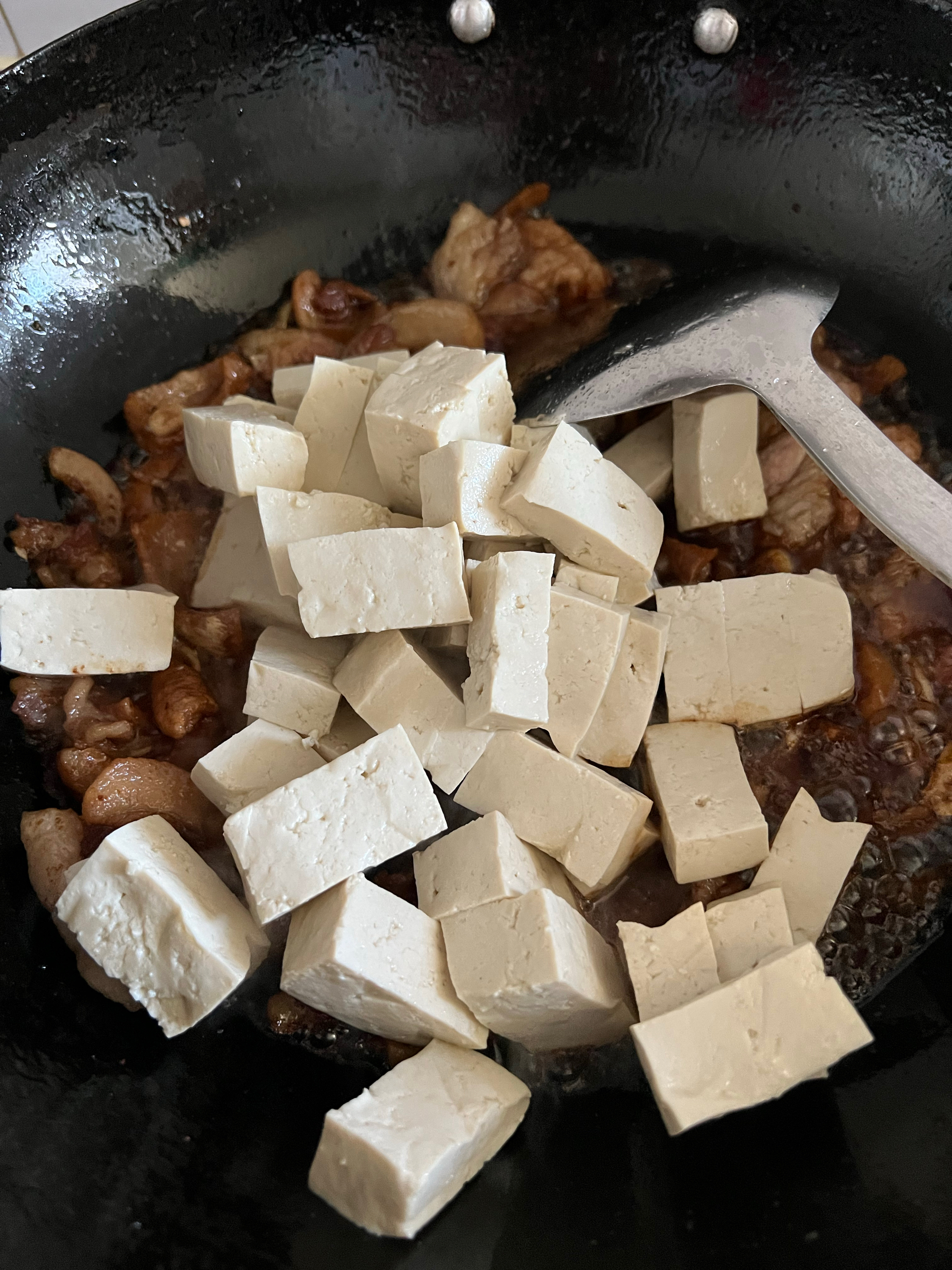 海带五花肉炖豆腐的做法 步骤2