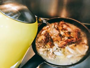 豆腐杂鱼苋菜梗汤的做法 步骤3