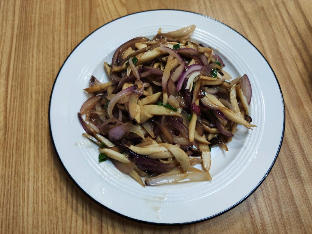 洋葱遇到杏鲍菇