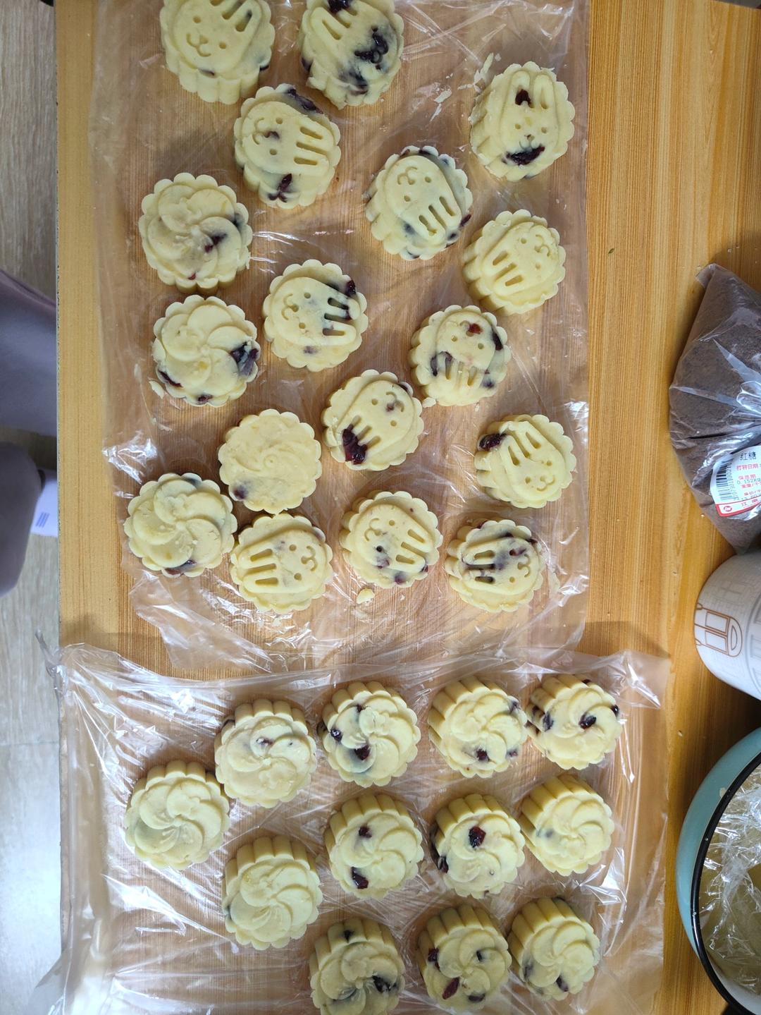 奶香绿豆糕（无豆腥味，超快手不麻烦）