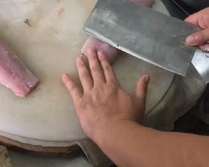 葱香鱼的做法 步骤4