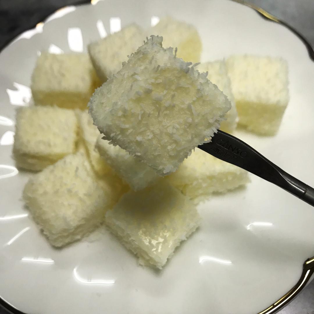 椰蓉牛奶小方