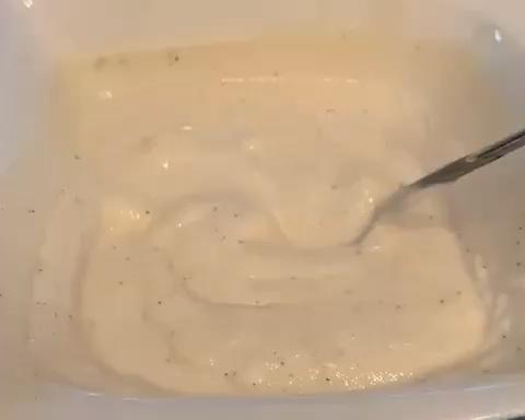 吮手指的Aioli - 西班牙蒜香蘸酱