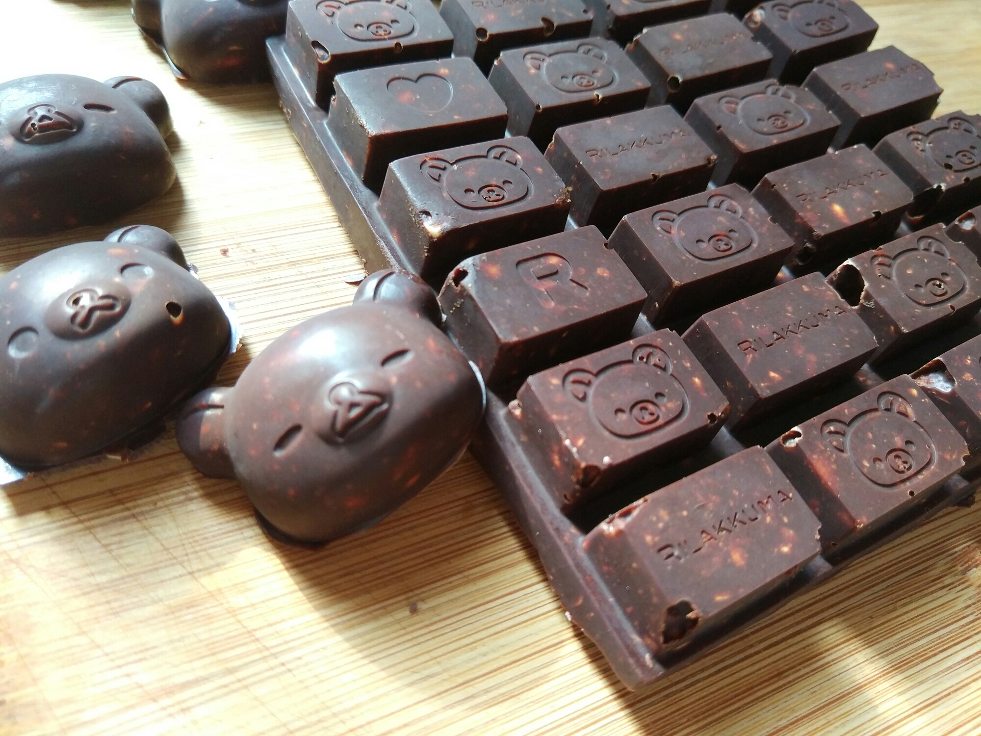 自制巧克力果仁巧克力的做法