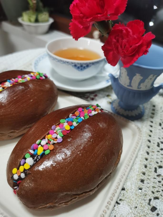 女神节的一次发酵“彩虹脆脆珠”摩卡面包（附面包机揉面以及椭圆整形方法）的做法