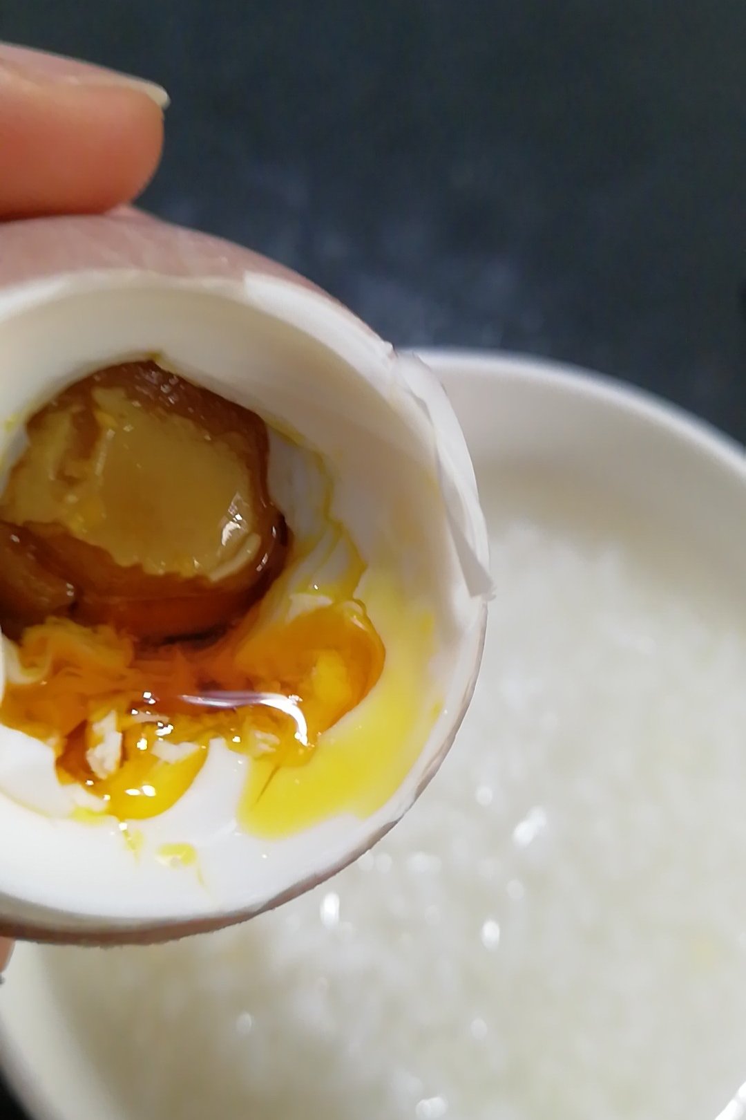 自制咸蛋： 100%出油起沙的咸蛋