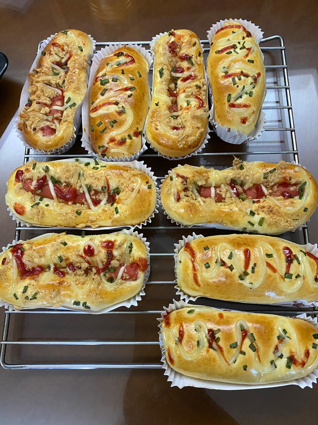 火腿香葱肉松面包