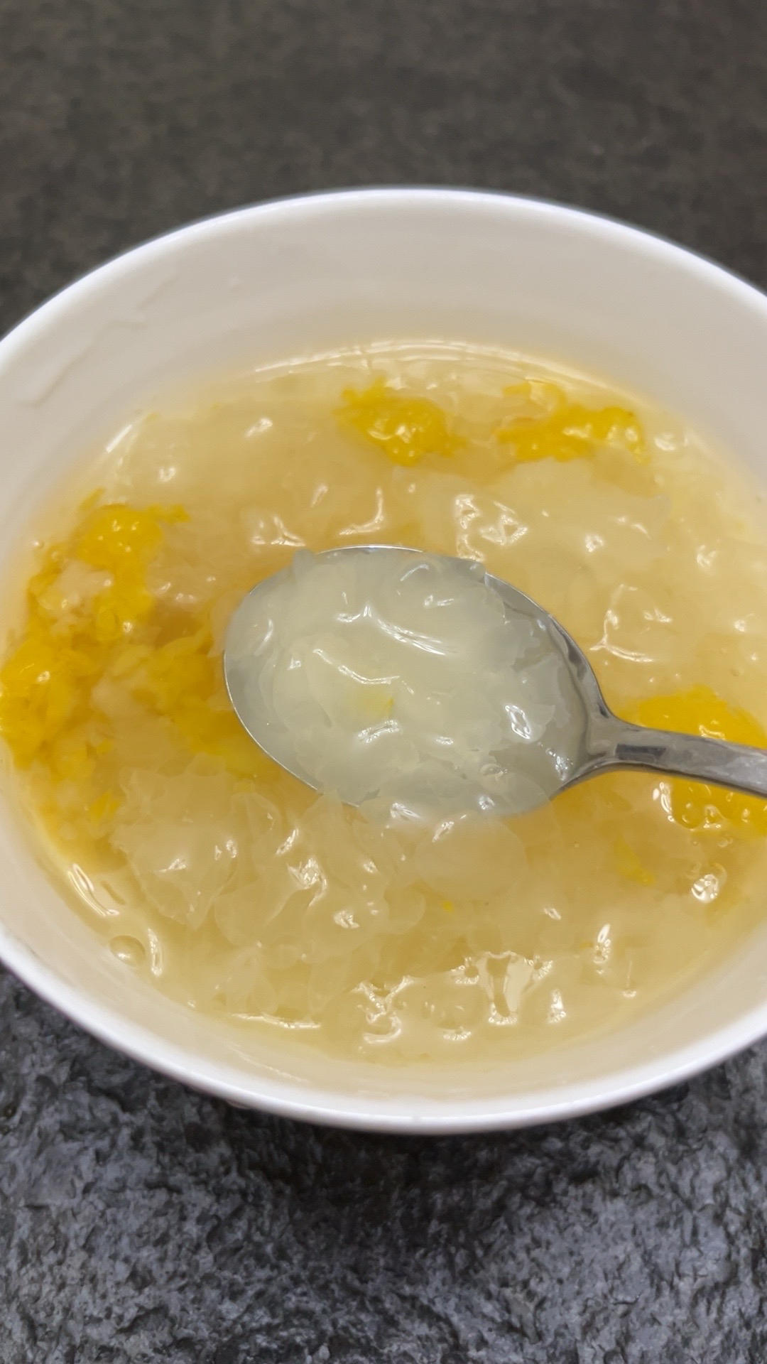 金耳梨汤