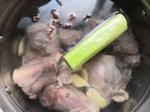 山药羊肉汤的做法 步骤2
