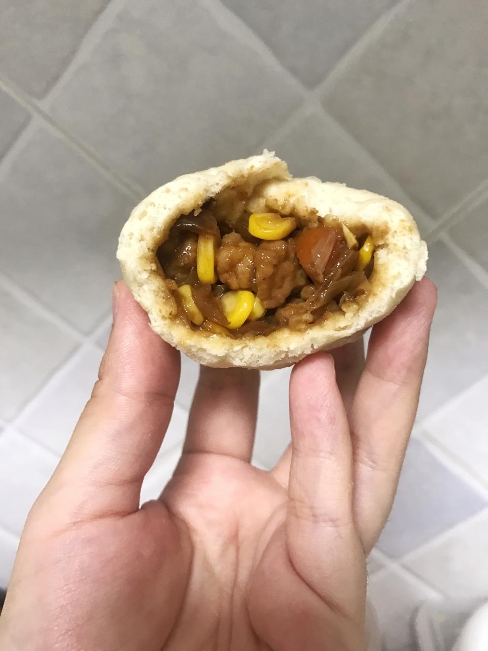 洋葱酱肉丁包子