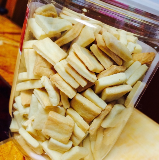 牛奶方块小饼干
