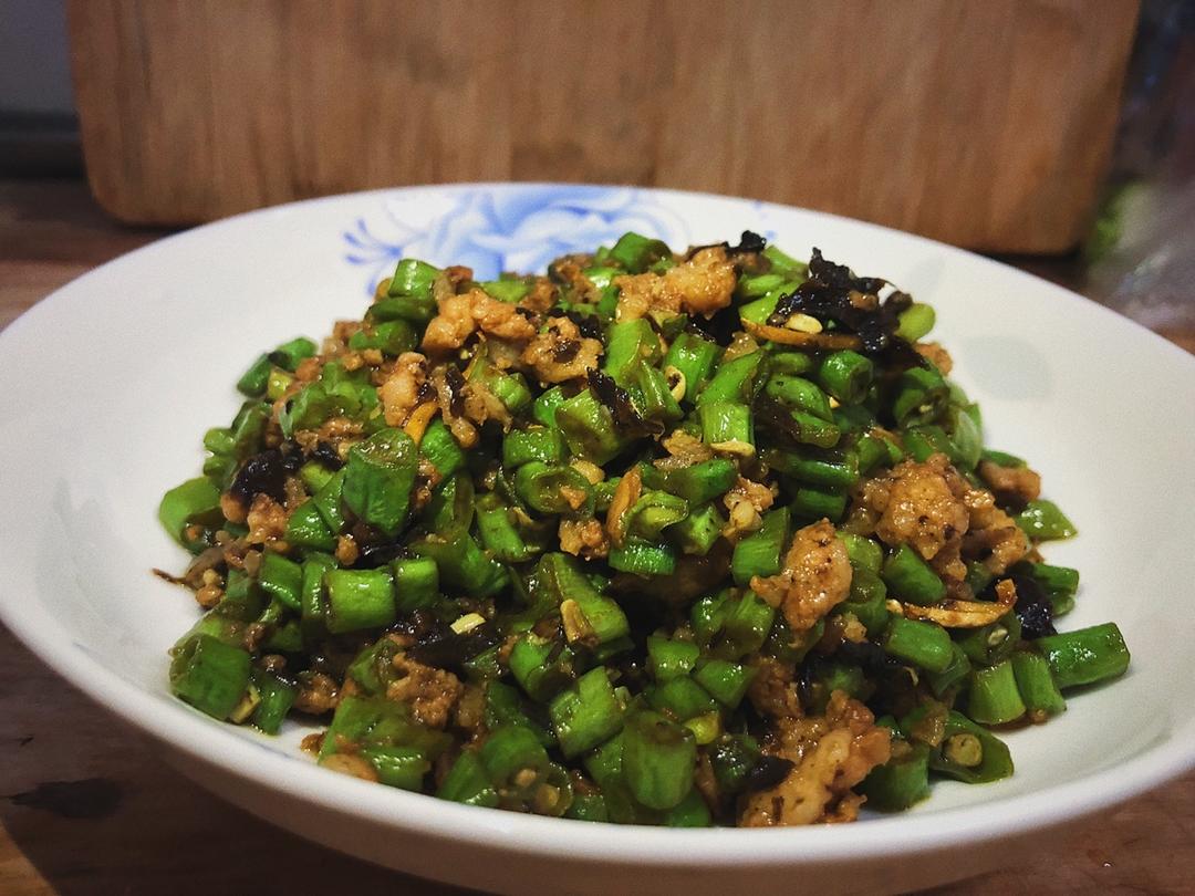 榄菜肉末四季豆