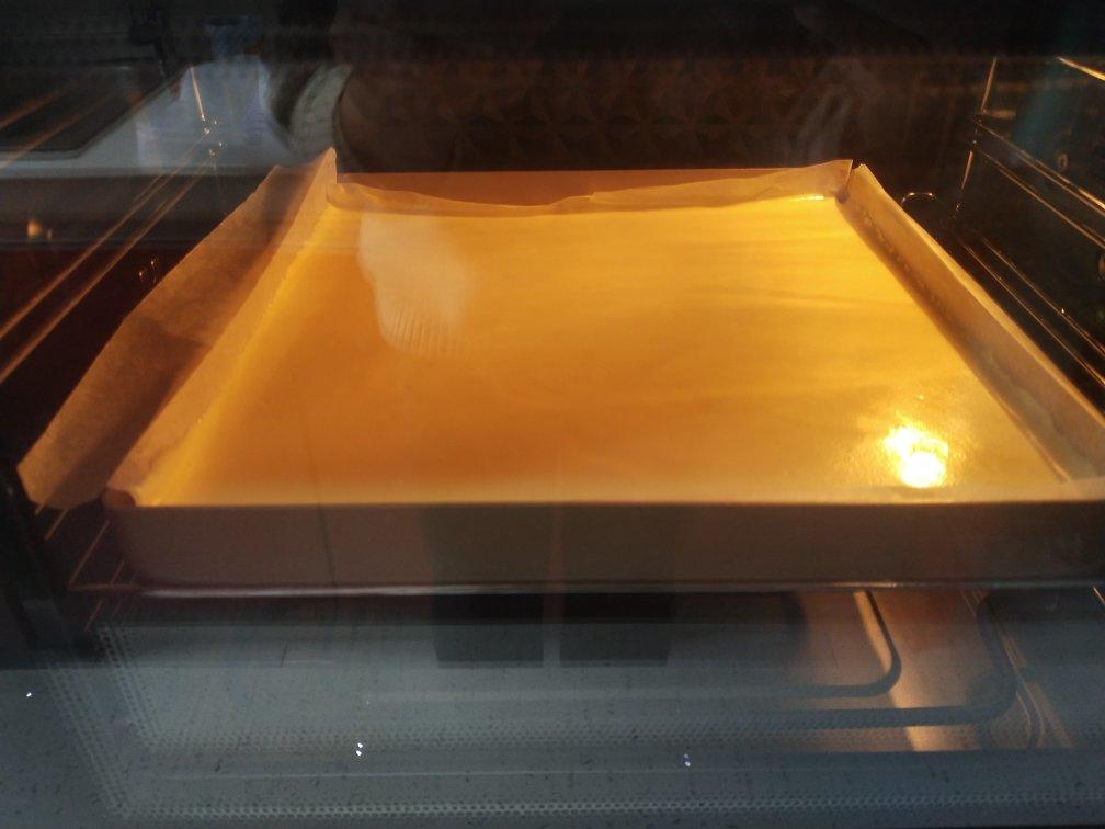 超详细的瑞士卷奶油蛋糕卷原味蛋糕卷的制作方法 饱满不掉皮不开裂（附模具换算方法）