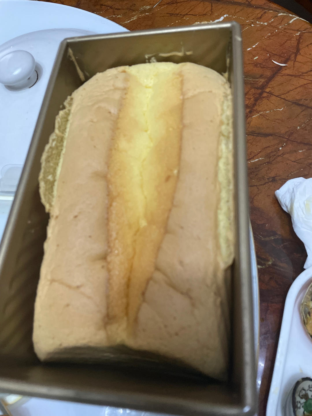 蛋糕店超🔥的金枕蛋糕｜口感绵密🍰松松软软