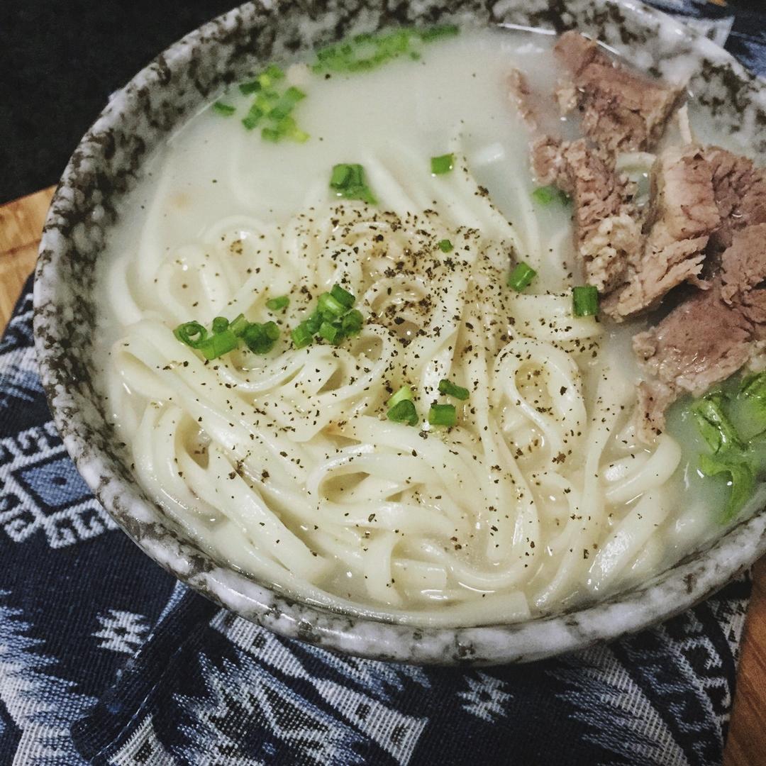 韩式牛骨汤 Korean Beef Bone Soup