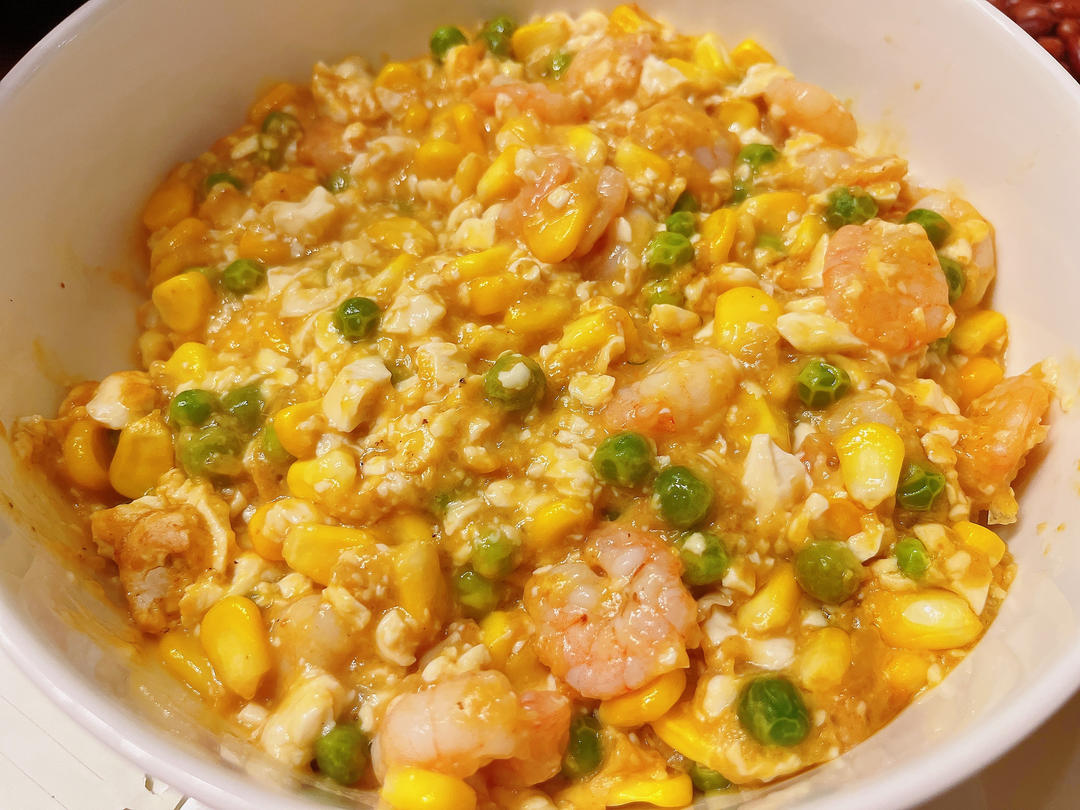 营养又鲜香的咸蛋黄豆腐煲